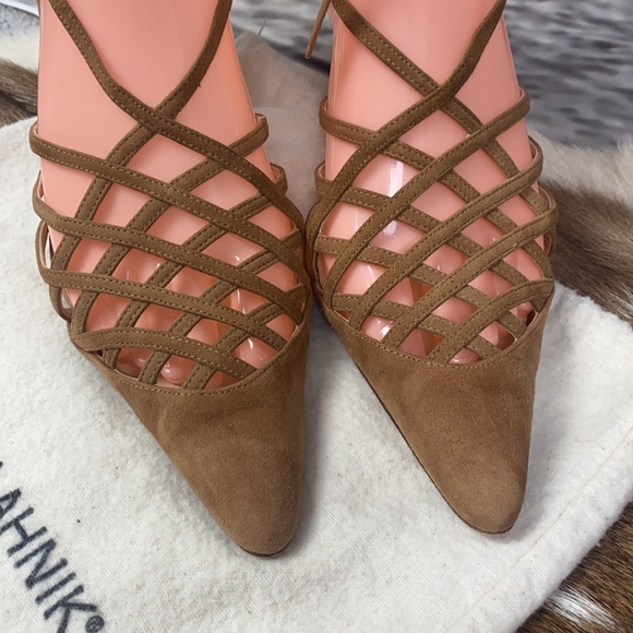 Manolo Blahnik Suede Leather Nude Heels Sz 37 - Picture 5 of 10